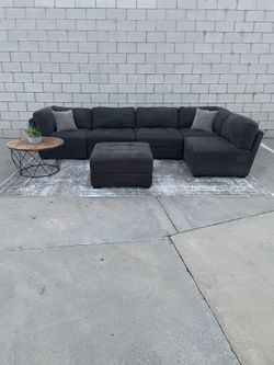 *Free Delivery* Costco Modular Sectional Couch Sofa & Ottoman
