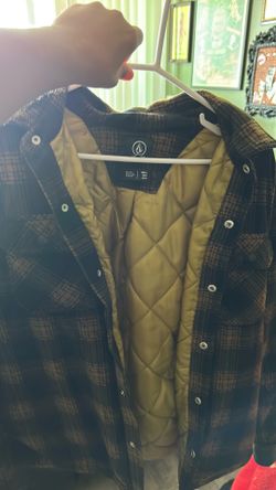 Medium Volcom yellow