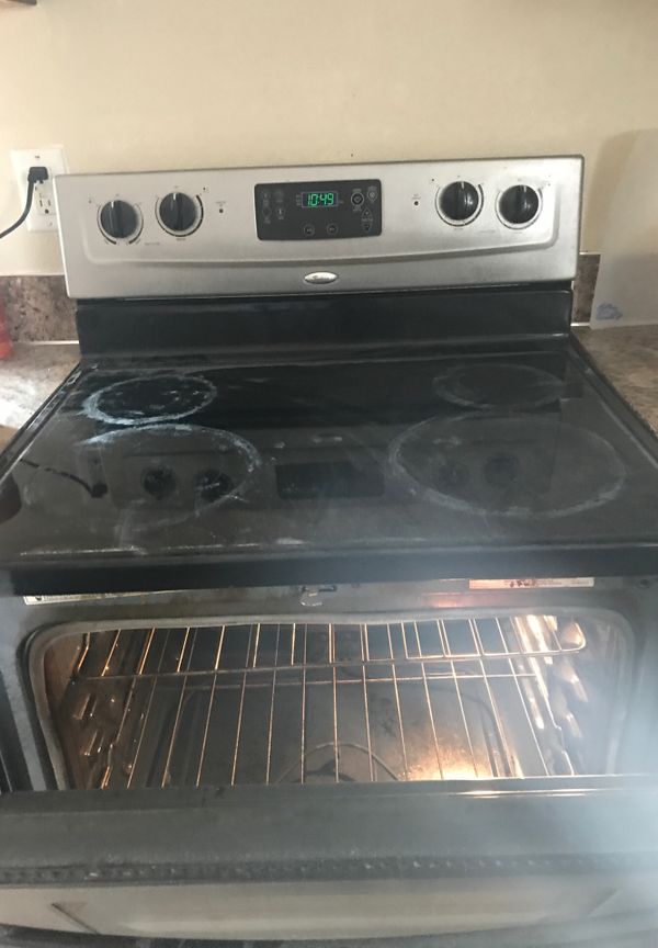 Whirlpool flat top stove. Works great. We are remodeling. Pick up only