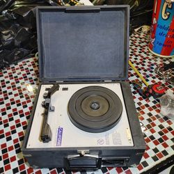 Vintage Califone 1010AV Portable Tabletop Record Player Tested & Working