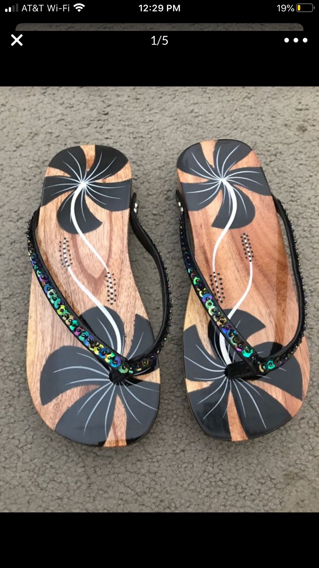 HAWAIIAN WOODEN SANDALS