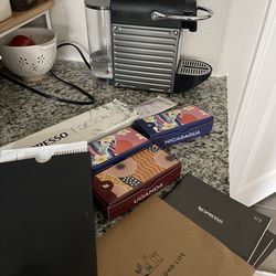 Nespresso -Pixie