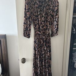 Calvin Klein Floral Printed Belted Maxi Dress for Sale in Long Beach, CA -  OfferUp