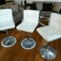 3 White Bar Stools Brand New 