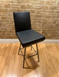 3 Modern black and metal barstools