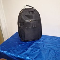 Backpack Large Size Uni Sex For Computer Case  Work And  School Like Leader Black Color  With 3 Pocket Infront