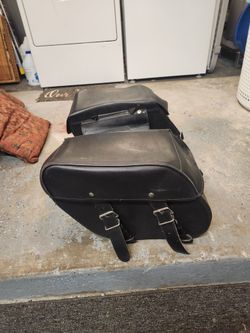 Eagle Leather Motorcycle Saddle Bags