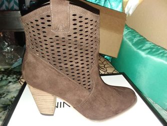 Nine West Brown Booties