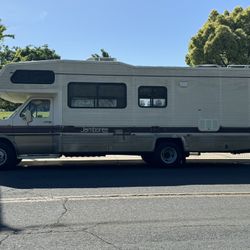 1990 Fleetwood jamboree Econoline 350