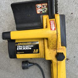 Electramac EM300 Chainsaw