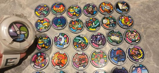 Yo-kai Watch & Large Collection of Medals
