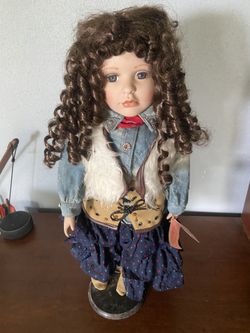 Pair of Traditional Doll Collection 1990s Cowboy & Cowgirl Doll Se