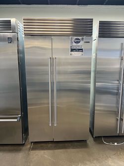 SUB ZERO 42”WIDE BUILT IN STAINLESS STEEL REFRIGERATOR