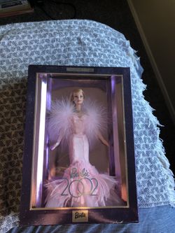 Collector Edition Barbie 2002 New Years