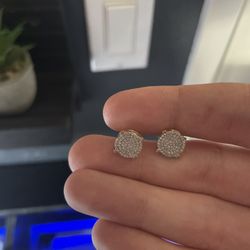 10k Gold Natural Diamond Earrings