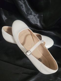 Woman's flats