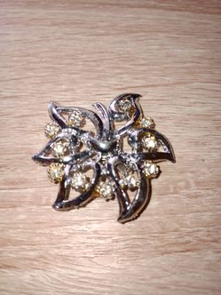 Silver Tone Rhinestone Floral Brooch Pin