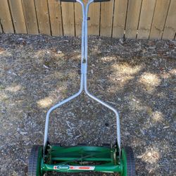 Scott's 14" Manual Push Mower