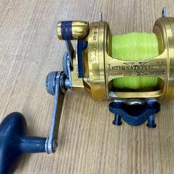 Penn International 16VSX 2-Speed Big Game Fishing Reel With Clamp