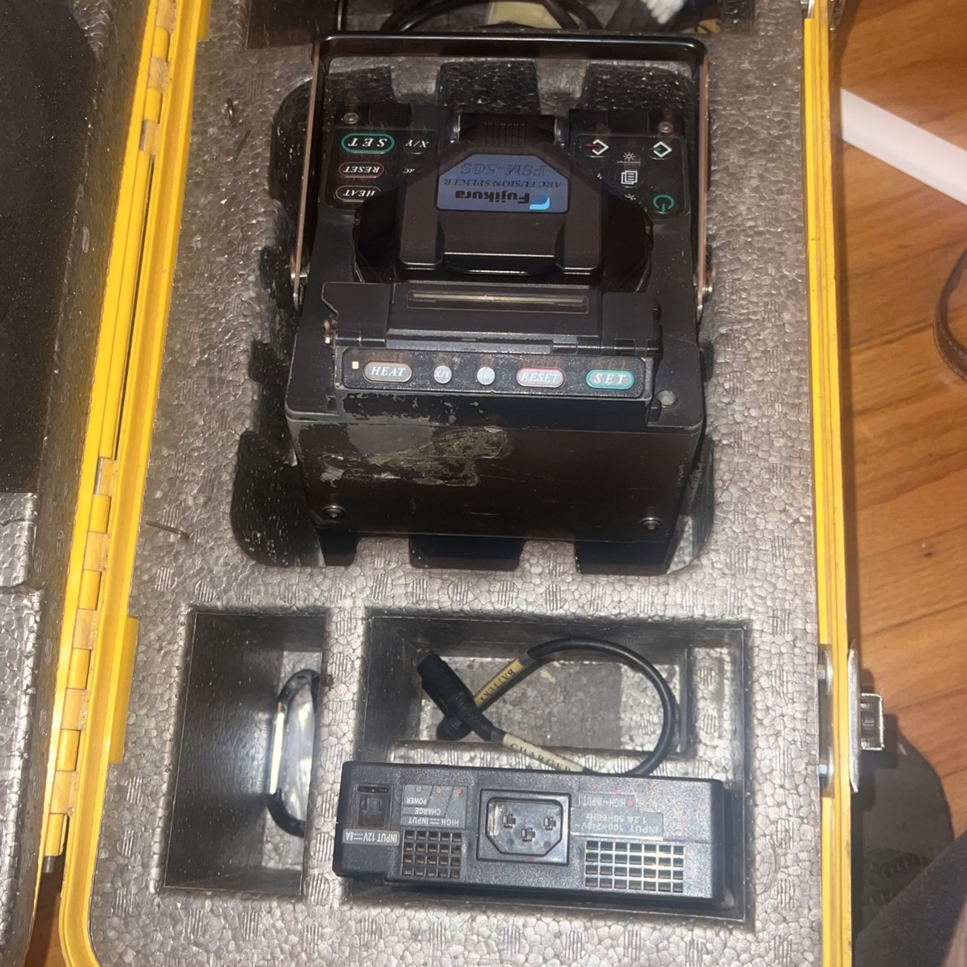 Fujikura Arc Fusion Splicer FSM-50S