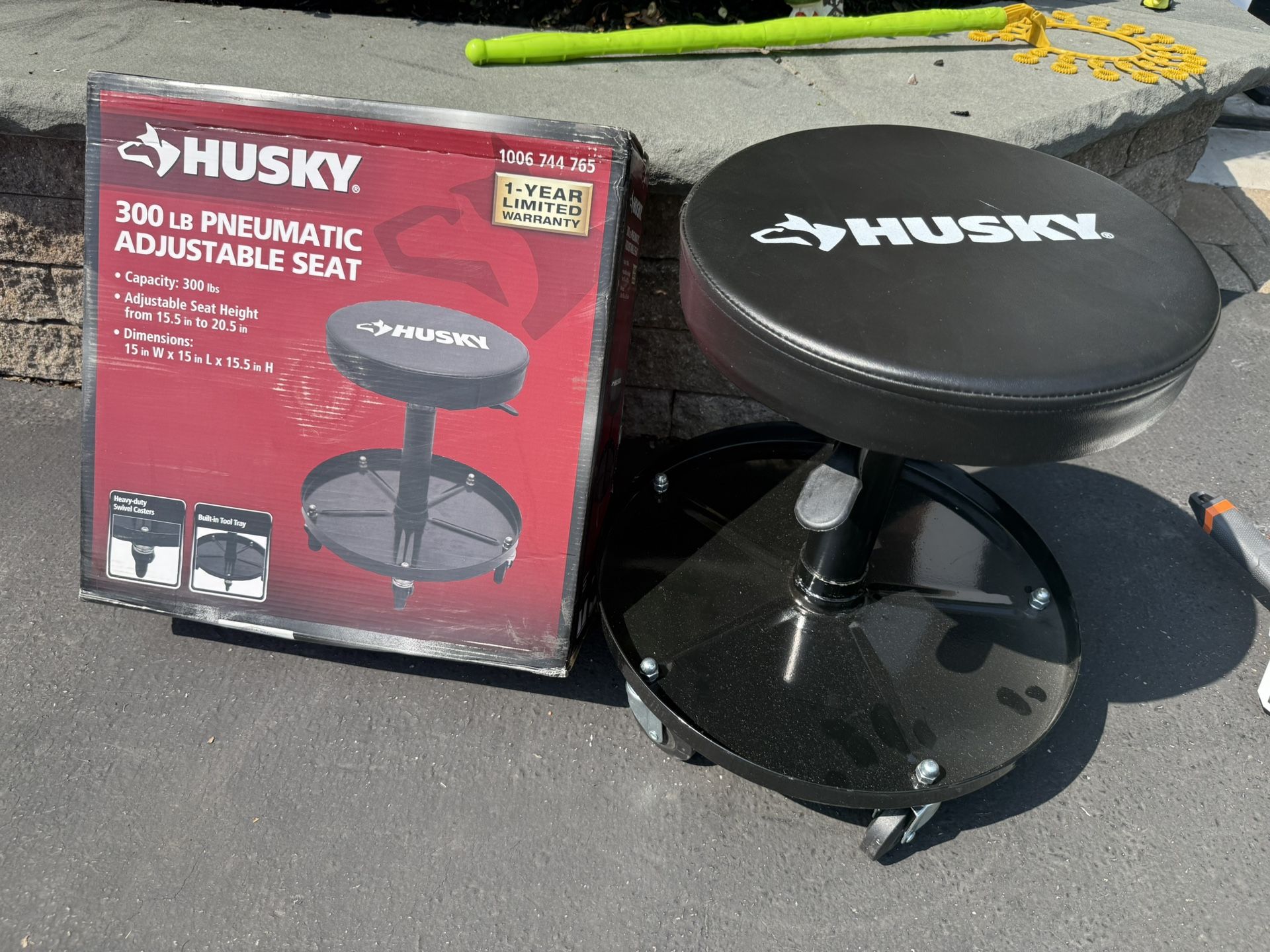 Husky Adjustable Creeper Chair 