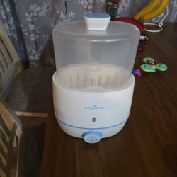 Free Never Used Baby Bottle Warmer
