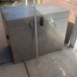 Game Box Aluminum 36”-29”