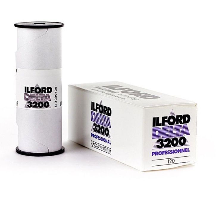 Ilford 3200 Delta 120 Film 
