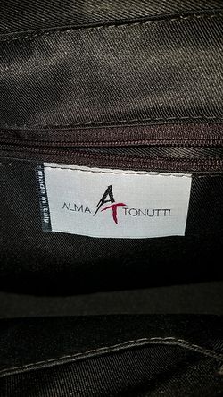 Alma Tonutti silver white purse. Like new. for Sale in Modesto, CA - OfferUp