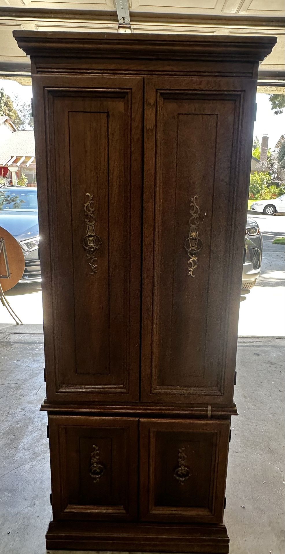 Vintage / Antique Sewing Or Working Desk Armoire