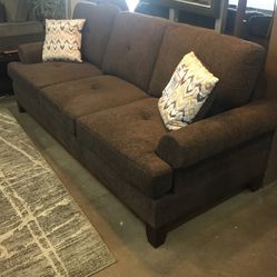 Sofa & Loveseat 