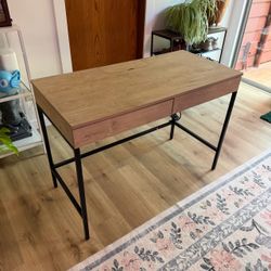 Computer Work Desk table w/ Drawers and outlets 20 x 42 x 30.25