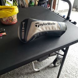 Taylormade Sim Head Cover