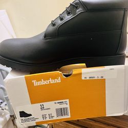 Fresh Black Chukkas