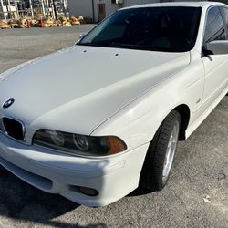 2003 BMW 525i