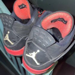 Jordan 4s