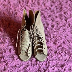 Blush Lace Chunky Heel