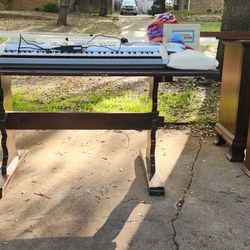 Kitchen Table And Chairs