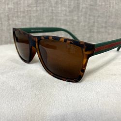 Gucci Sunglasses unisex