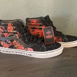 Men’s Size 11, STRANGER THINGS, Vans High Top Shoes. Friends Don’t Lie. New.