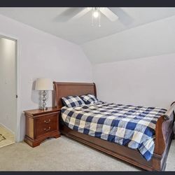  Queen Bed and bed Set 