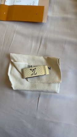 Louis Vuitton money clip￼