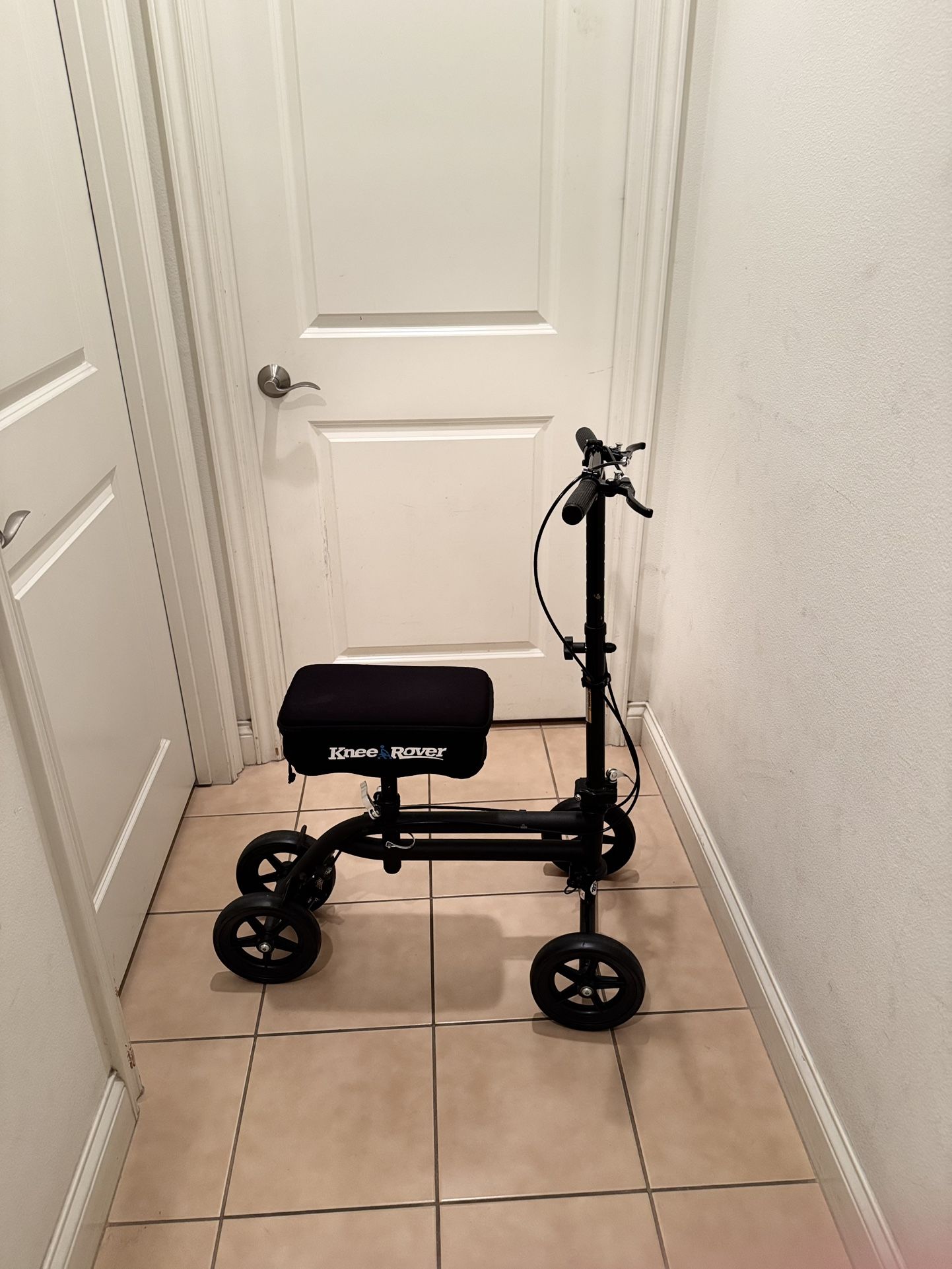 Knee Rover Knee Scooter