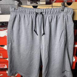 Nike Grey Dri Fit Shorts Medium Men’s Used 