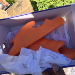 Chris Brown Nami Slides