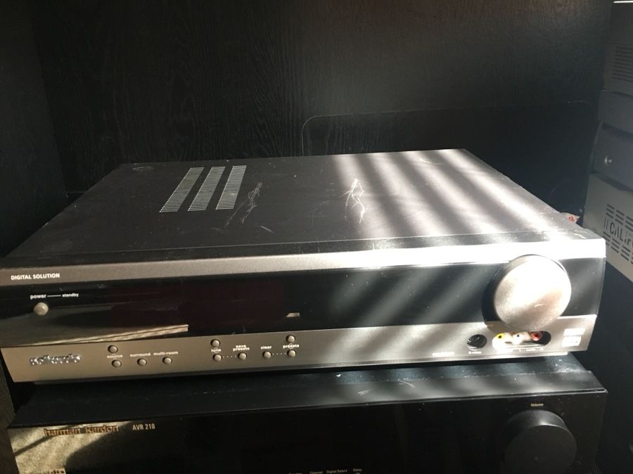 PolkAudio DS-1MK2 digital solution. Digital preamp/ professor. (Great condition)