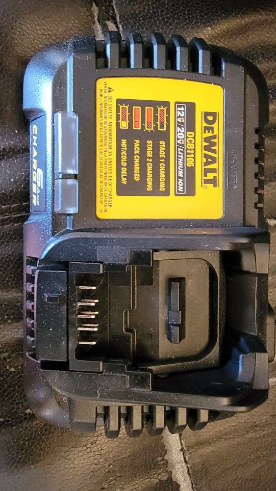 Dewalt Fast Charger