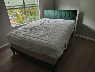 Queen Bed Frame Mattress and Box Spring