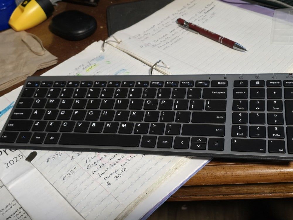 Seenda Wireless Keyboard Comb Full Size Slim Thin Black & Gray With Numeric Keyboard # 335