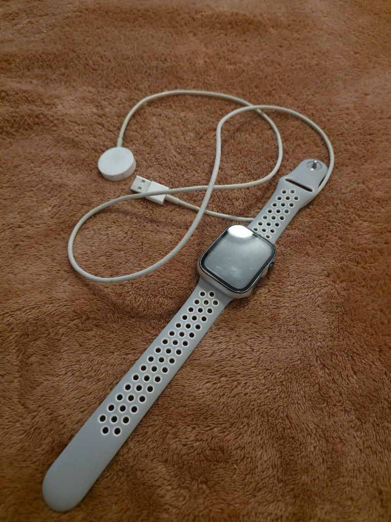 Apple Watch SE 1